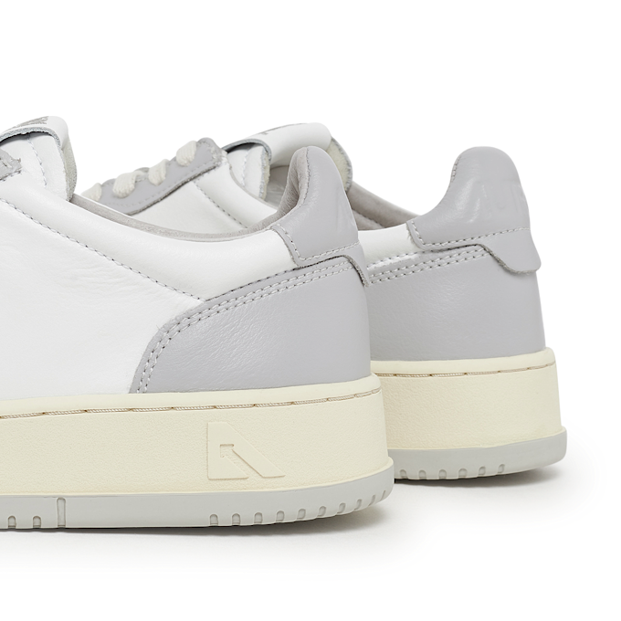 Autry 01 Low WB04 grey 70223 5