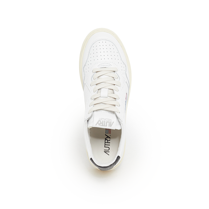Autry Wmns 01 Low WLL22 weiß 70229 4