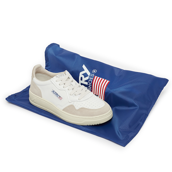 Autry Wmns Medalist Low white 81333 8