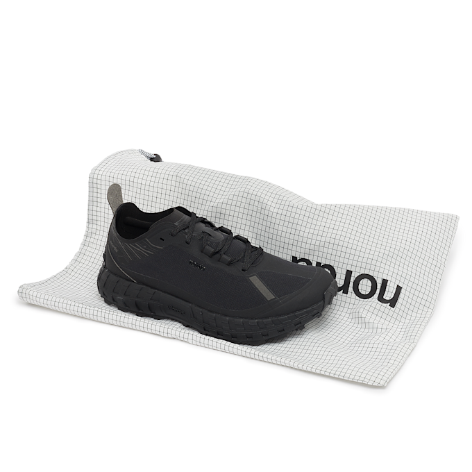 norda 001 M Stealth Black zwart 82517 7