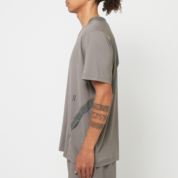 On x PAF Running T-Shirt grey 83095 3