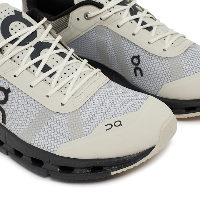 On Cloudnova Z5 Rush beige 83440 5