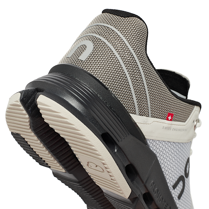 On Cloudnova Z5 Rush beige 83440 7