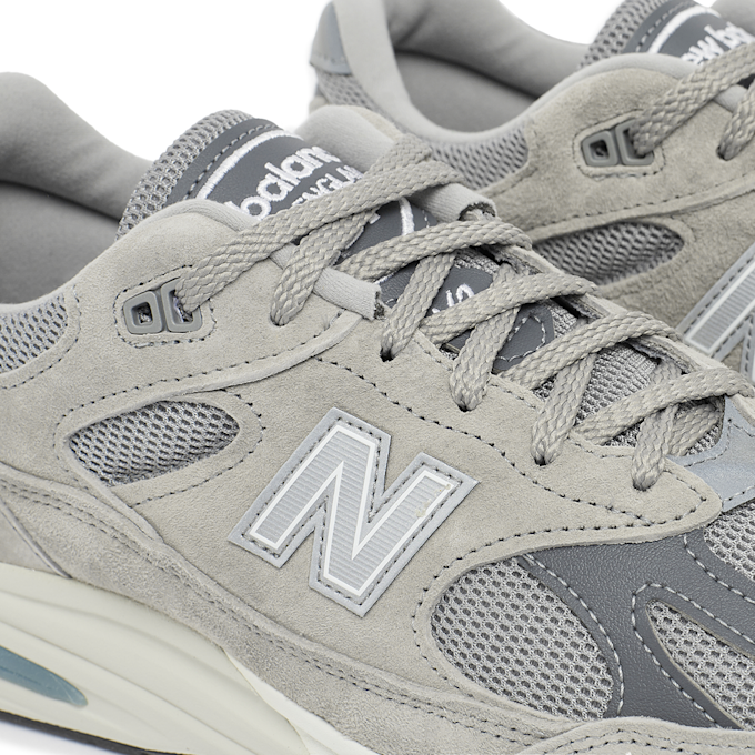 New Balance 991v2 "Rock Ridge" grau 84209 5