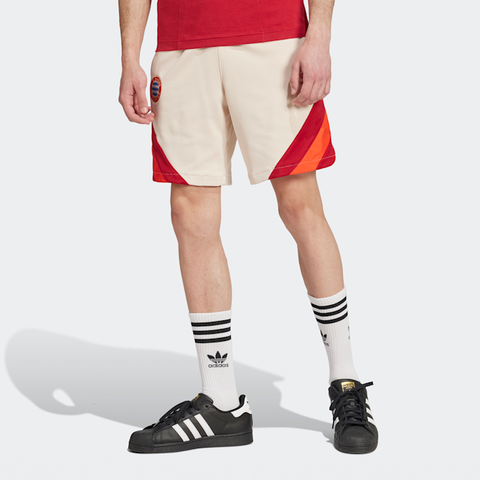 adidas Originals FC Bayern OG Shorts beige 88975 2