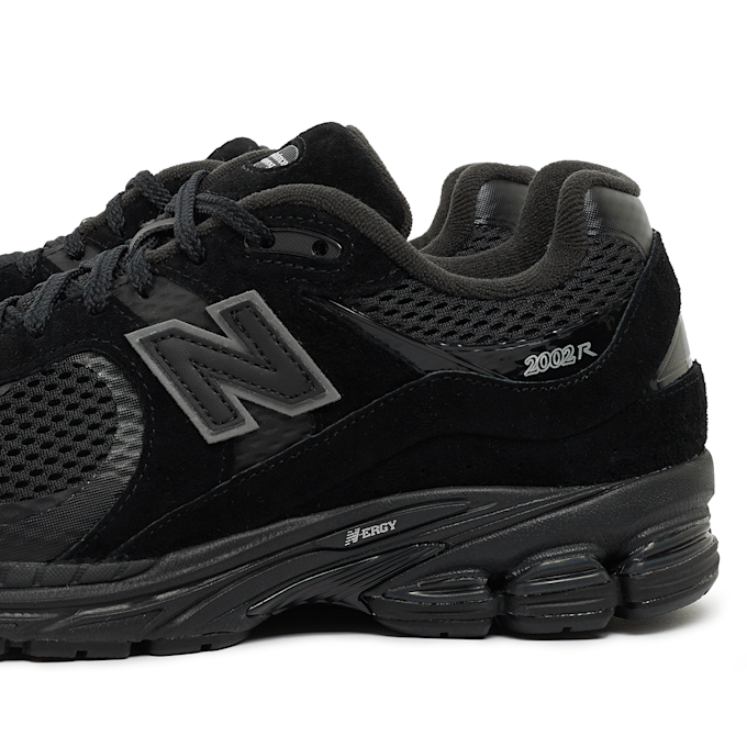 New Balance 2002 (M2002WB) black 88997 6
