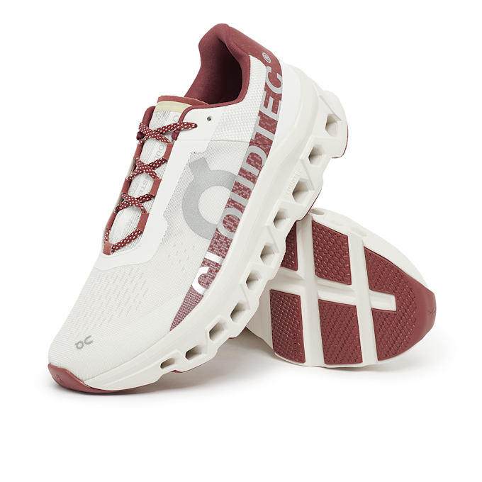 On Cloudmonster wit 85024 7