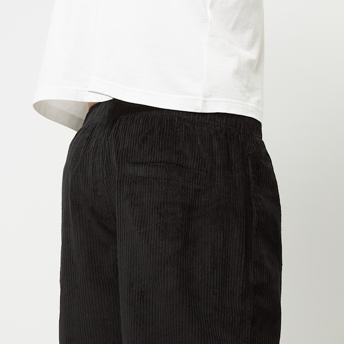 Pleasures Flip Corduroy Shorts zwart 90004 5