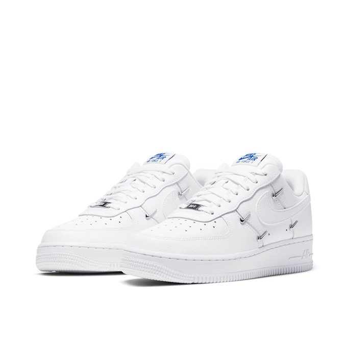 Nike   Wmns Air Force 1 '07 LX white 85136 1