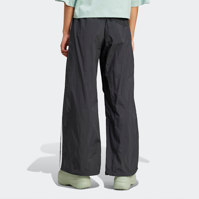 adidas Originals 3-Stripes Parachute Pants zwart 86360 3