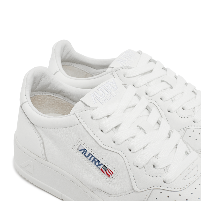 Autry Wmns Medalist Low white 85339 6