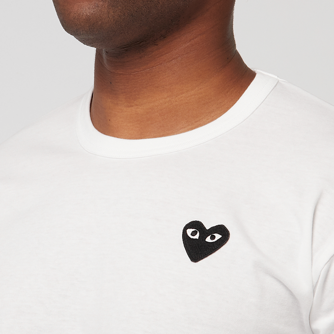 Comme des Garcons Play Black Heart T-Shirt White weiß 87587 5