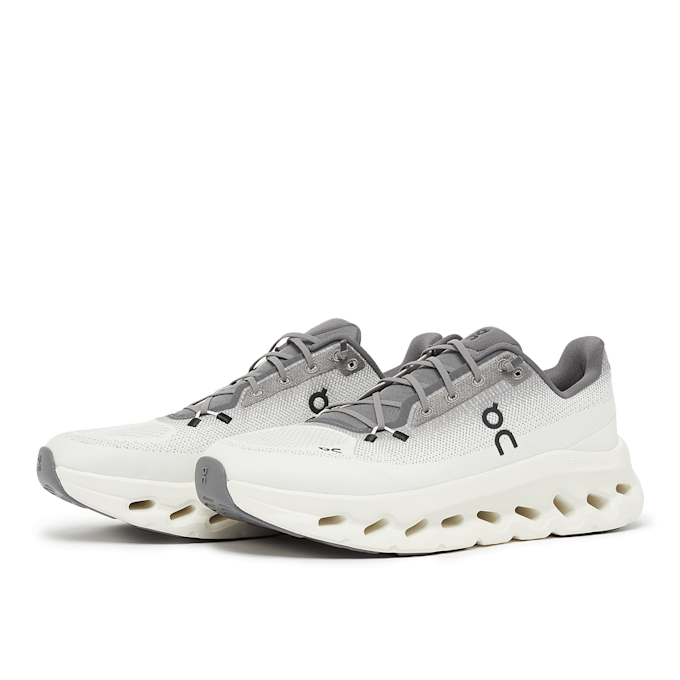 On Cloudtilt grijs 86707 1