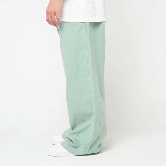 ERL Distressed Chino Woven green 89189 3