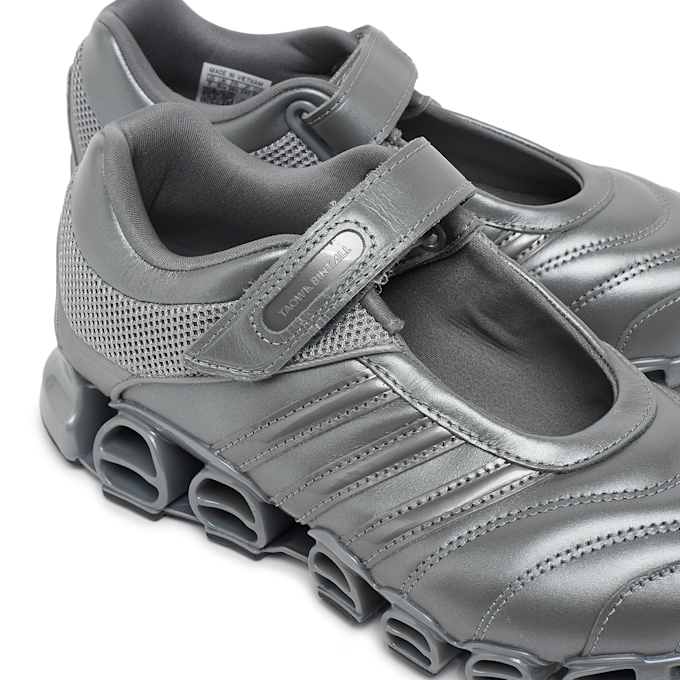 adidas Originals x Taqwa Bint Ali Wmns Megaride Mary-Jane grey 91199 6