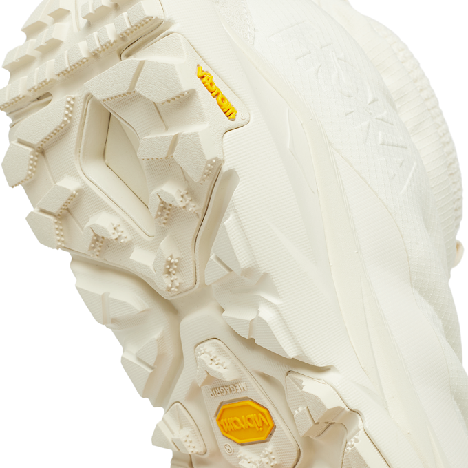 Hoka Wmns Kaha 2 Frost Moc GTX beige 89248 6