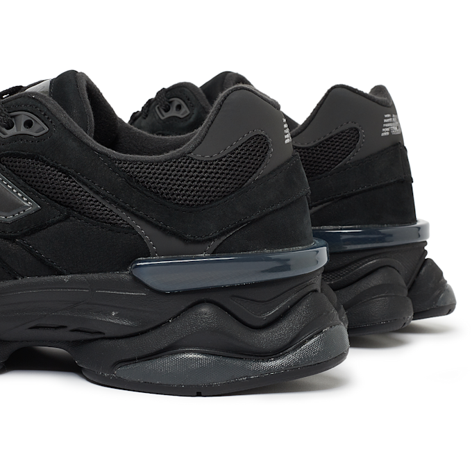 New Balance 9060 black 87367 5