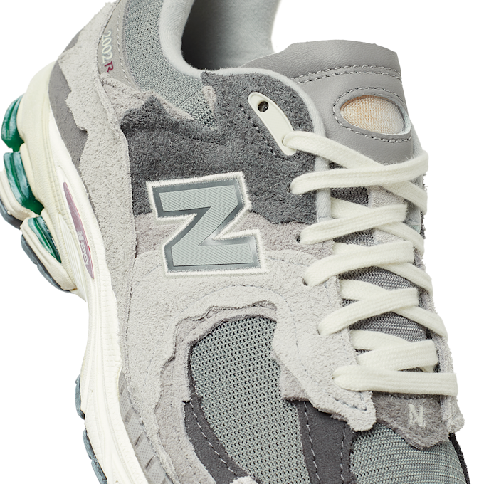 New Balance Wmns 2002 "Protection Pack" (M2002RDA) grau 85701 5
