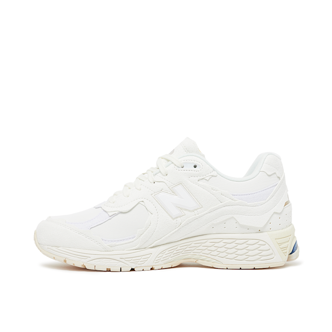 New Balance Wmns 2002 "Protection Pack" (M2002RDC) beige 87371 3