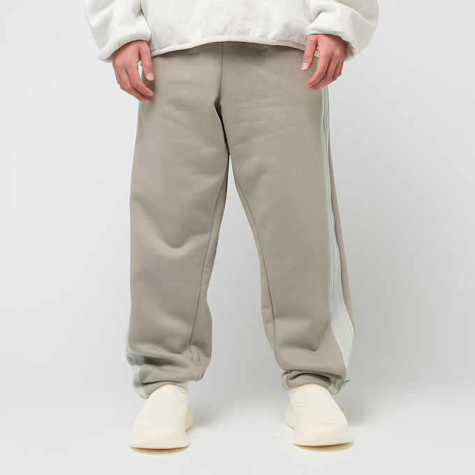 adidas Originals x Fear Of God Athletics Heather Stripe Sweatpant beige 88727 2