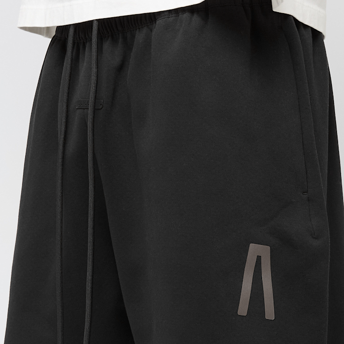 adidas Originals x Fear Of God Athletics Basketball Mesh Short black black 90433 5