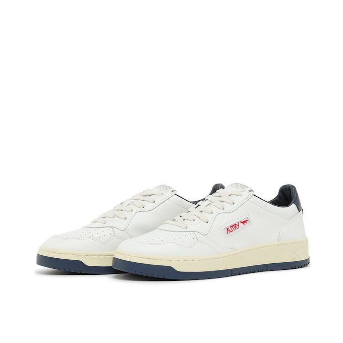 Autry x Maison Kitsune Wmns Medalist Low weiß 88522 1