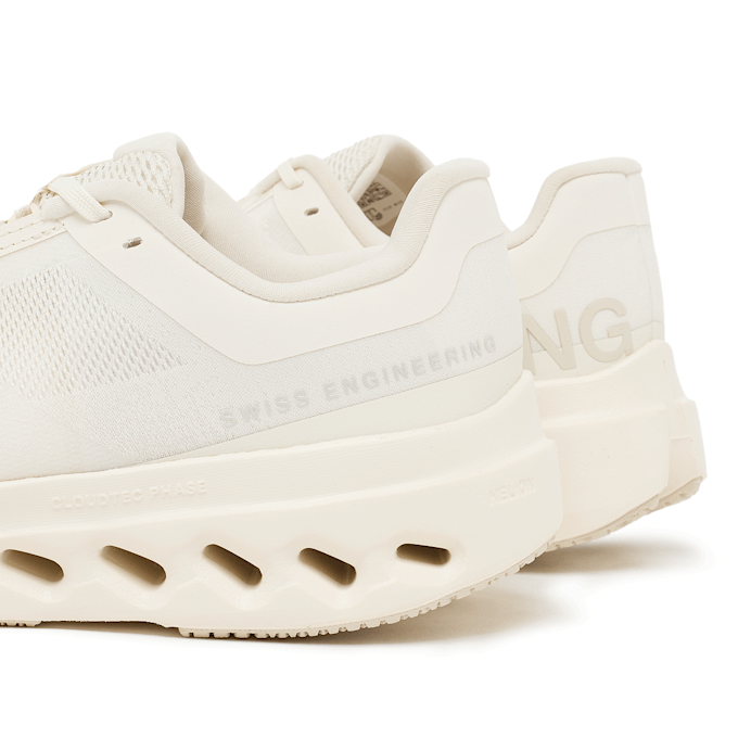 On Wmns Cloudsurfer Next beige 87426 5