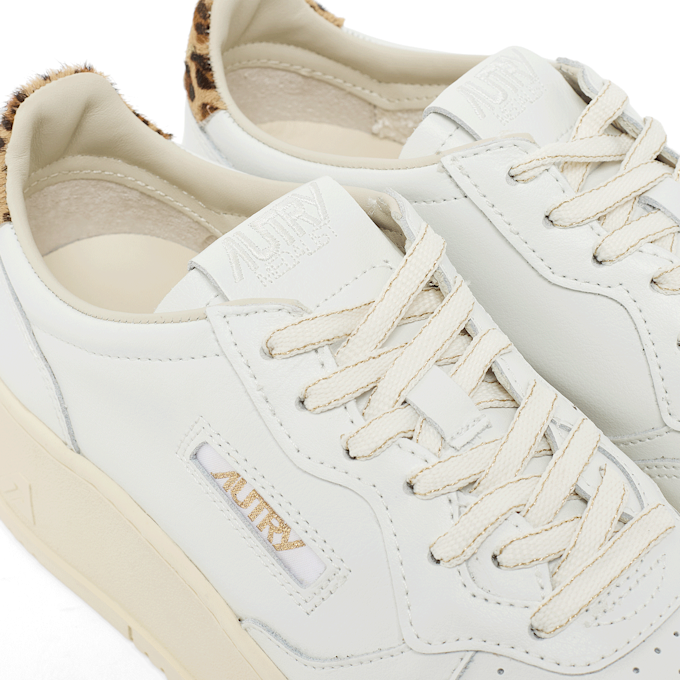 Autry Wmns Platform Low white 93723 6