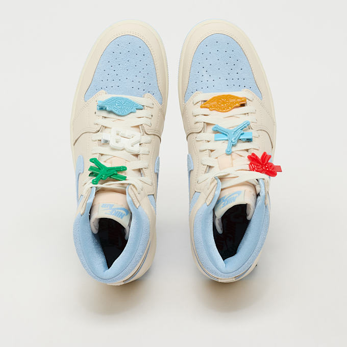 Jordan Air Jordan 1 High OG "Psychic Blue" blauw 94285 4