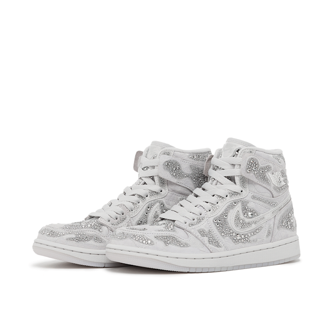 Jordan x Swarovski Wmns Air Jordan 1 Retro High OG "Vast Grey" grey 94462 1