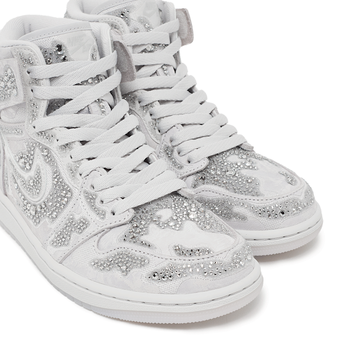 Jordan x Swarovski Wmns Air Jordan 1 Retro High OG "Vast Grey" grijs 94462 5