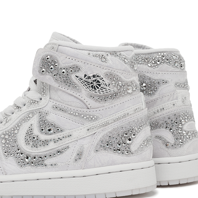 Jordan x Swarovski Wmns Air Jordan 1 Retro High OG "Vast Grey" grau 94462 6