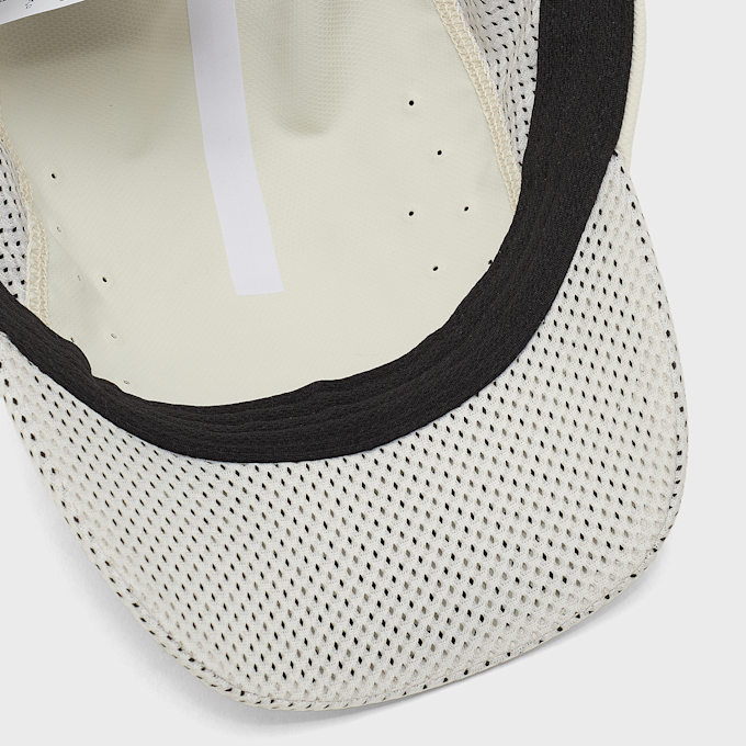 Oakley Fusion Golf Cap beige 95131 3