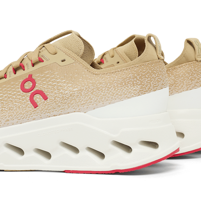 On Cloudsurfer "Year Of The Horse" beige 95314 5