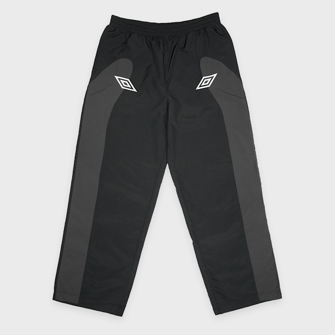 Umbro by Slam Jam Guarding Tracksuit Pants schwarz 95891 1