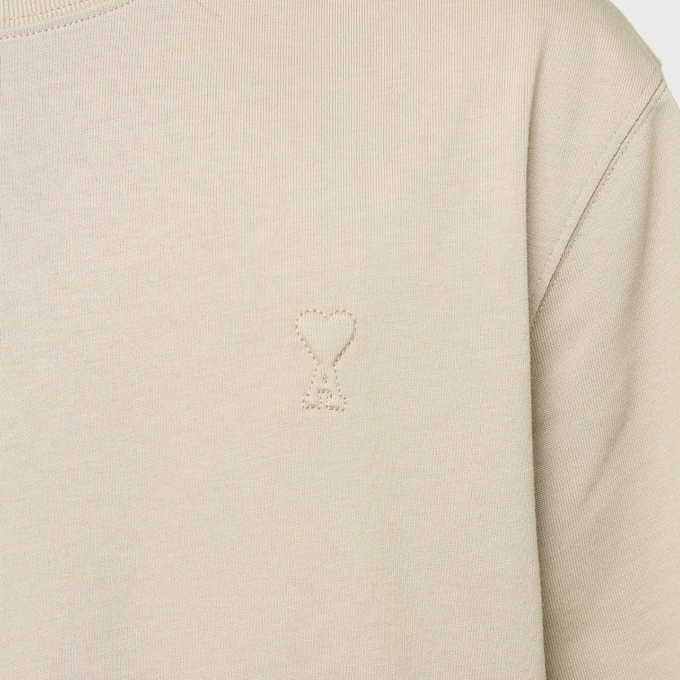 AMI PARIS Small Embossed ADC T-Shirt beige 95933 3