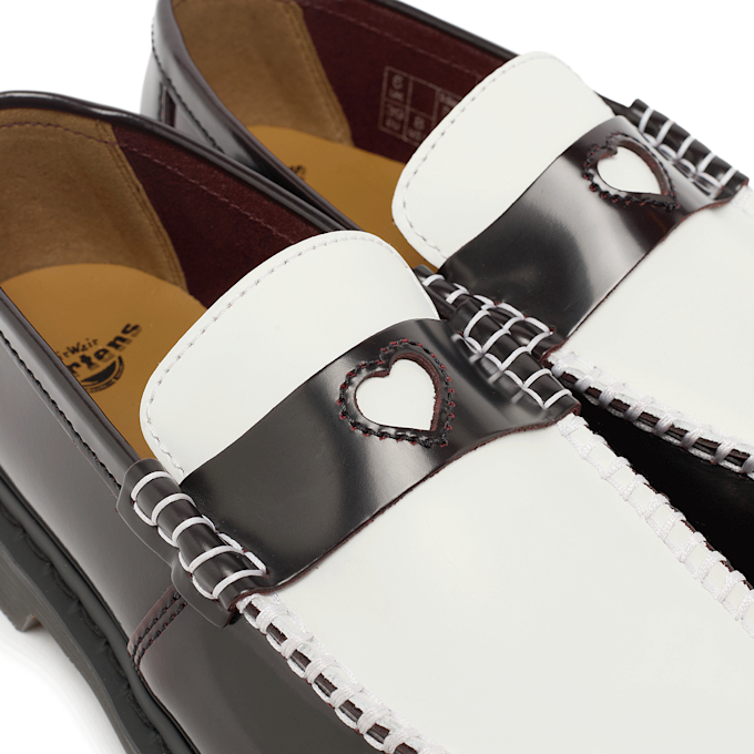Dr. Martens Wmns Penton Heart Loafer rood 96168 5