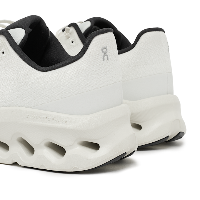 On Cloudtilt beige 96740 5