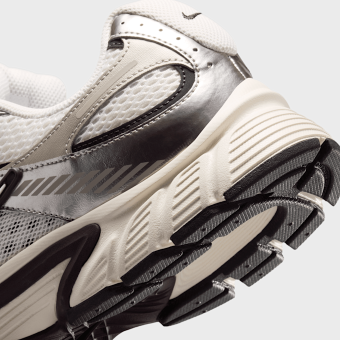 Nike V5 RNR (Runner) beige 98032 8