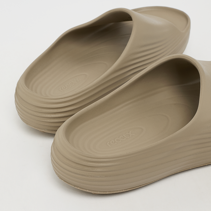 Nike   Reactx Rejuven8 Slide beige 98035 5