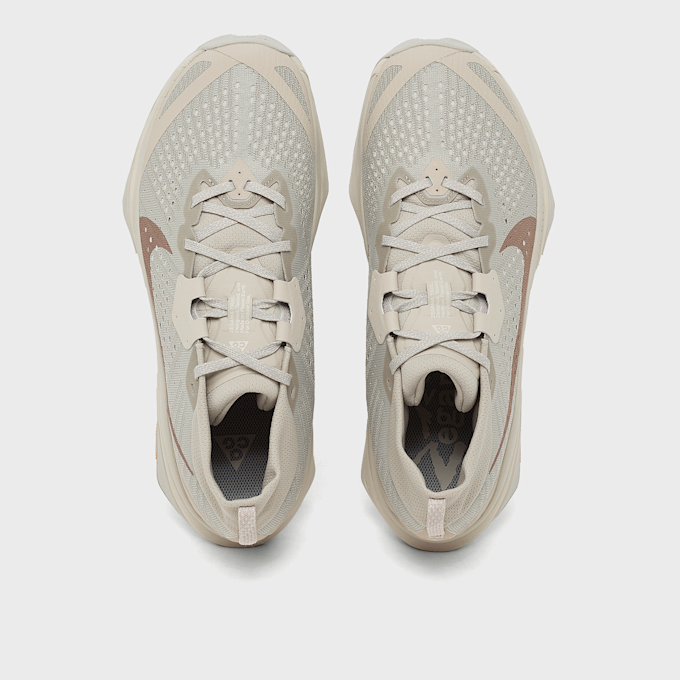 Nike ACG Zegama beige 98039 4