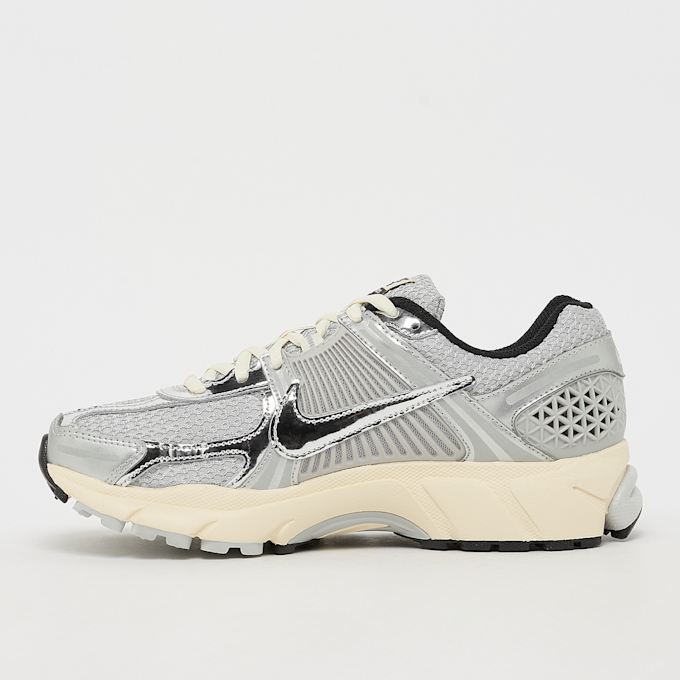 Nike   Zoom Vomero 5 silber 98051 3
