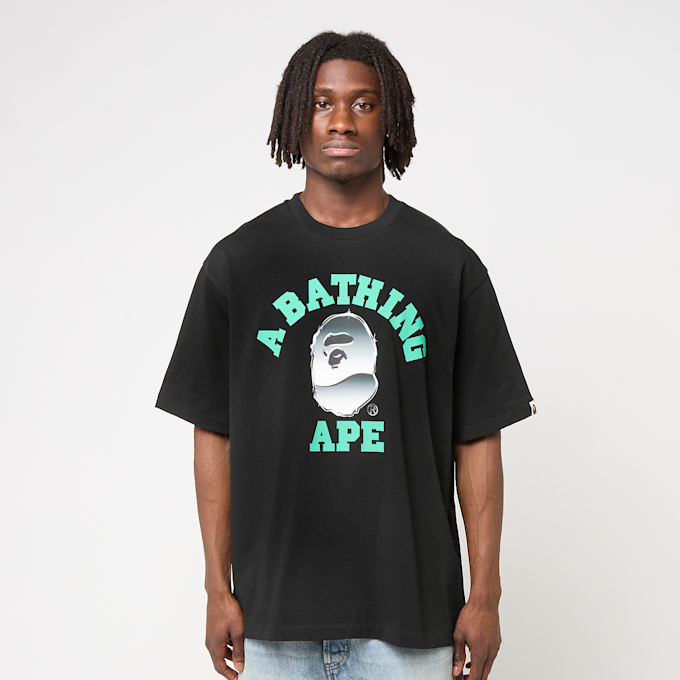 A Bathing Ape x Solebox College Relaxed Fit Tee schwarz 99389 2