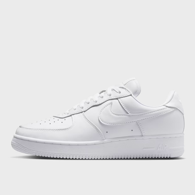 Nike Air Force 1 "Triple White" (2001 Shape) white 101639 3
