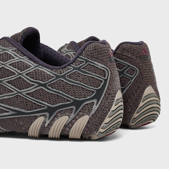 adidas Originals x Bad Bunny F50 Ghost Sprint grau 103814 5