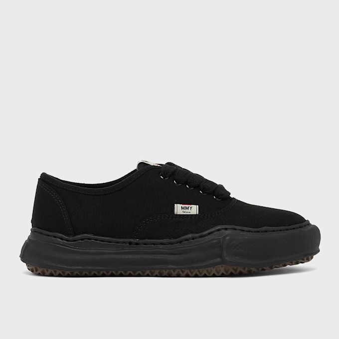 Maison Mihara Yasuhiro Baker OG Sole Canvas Low black 104125 2