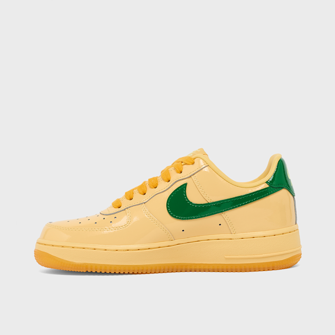 Nike Wmns Air Force 1 Low Patent Leather "Topaz Gold" gelb 106175 3