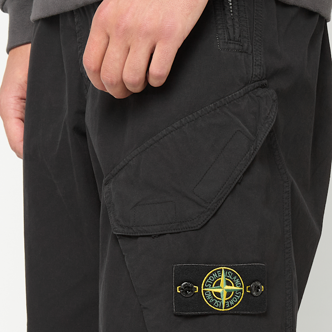 Stone Island Trousers schwarz 106725 4