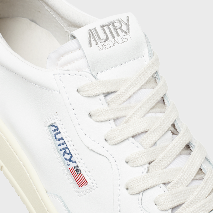 Autry 01 Low LS23 wit 58590 5