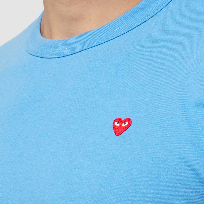 Comme des Garcons Play Blue Red Heart T-Shirt blau 77075 5